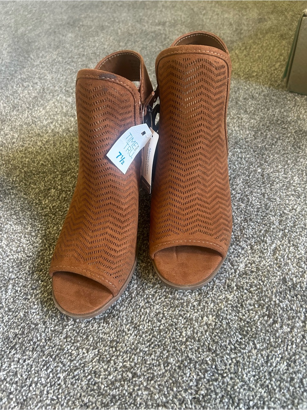 Time and Tru Women's Open-Toe Perforated Bootie 7.5